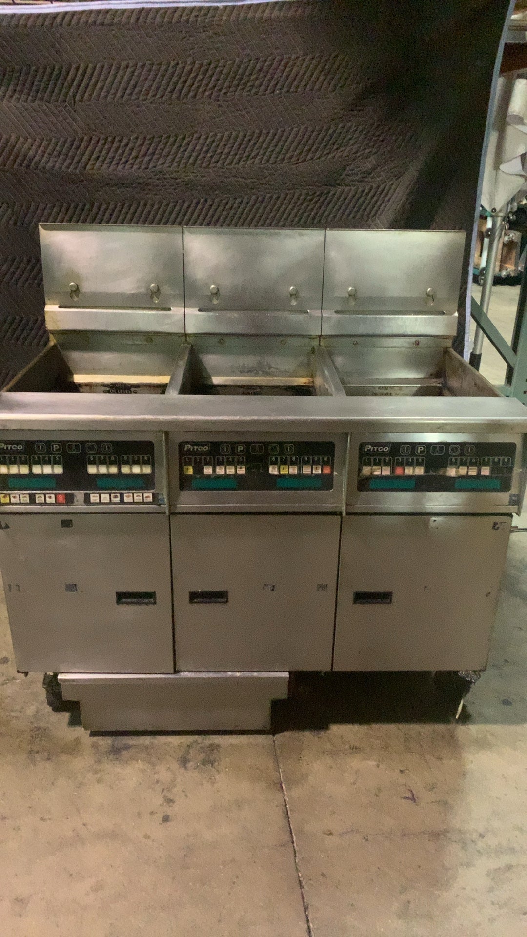 Pitco SGH50 Deep Fryer, Triple Pot, Natural Gas 50 lb Oil Capacity Per Pot, Digital Controls, Stainless Steel