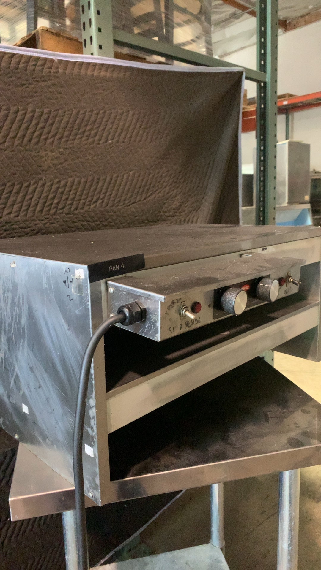 Hatco HSM-1400 Countertop Heated Shelf, Top And Bottom Heat Controls