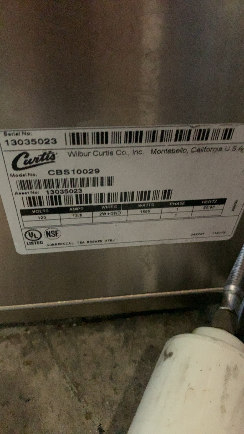 Wilbur Curtis Co., Inc. CBS10029 Commercial Automatic Tea Brewer Digital Controls 120V 1 Phase