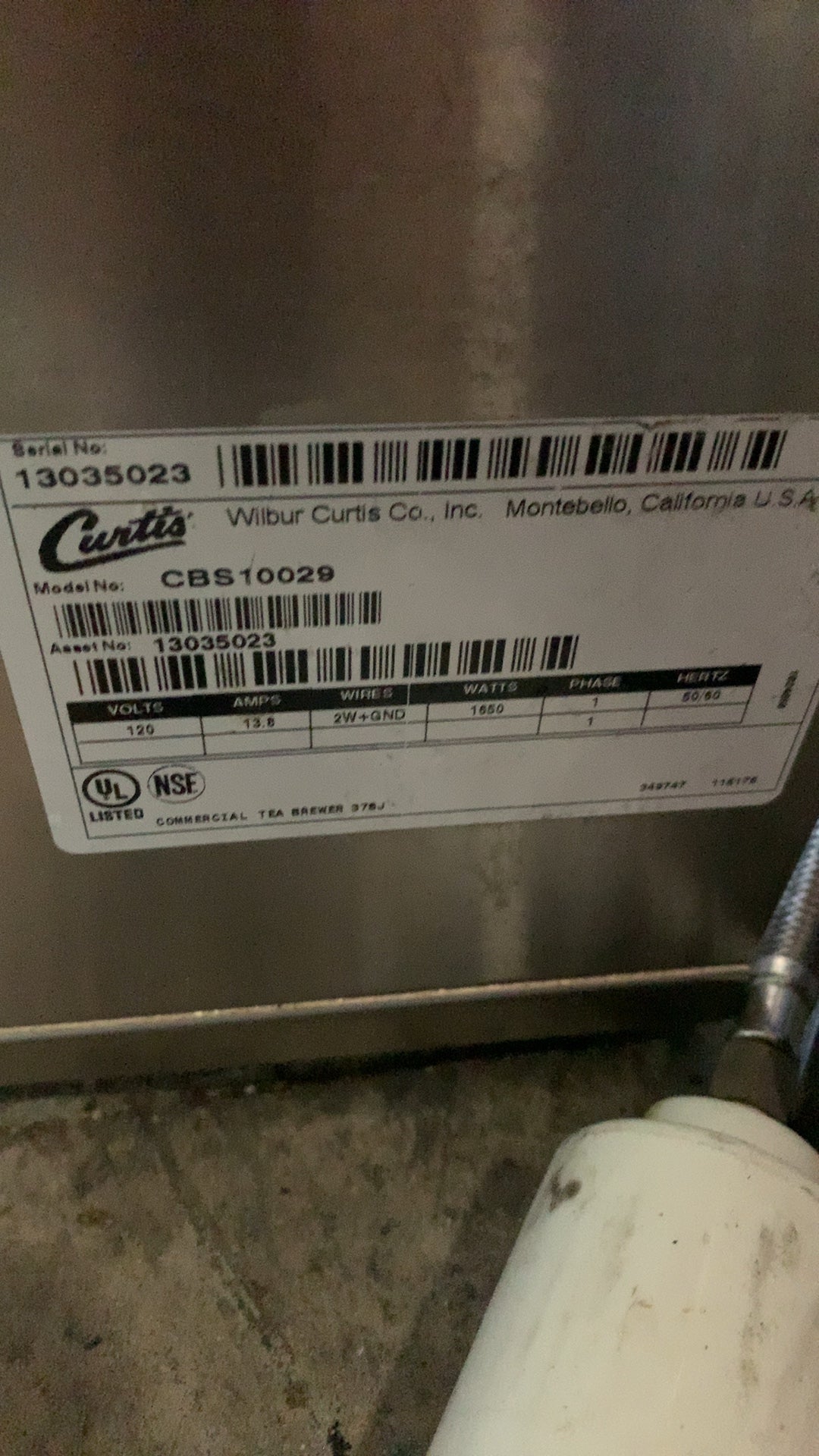 Wilbur Curtis Co., Inc. CBS10029 Commercial Automatic Tea Brewer Digital Controls 120V 1 Phase