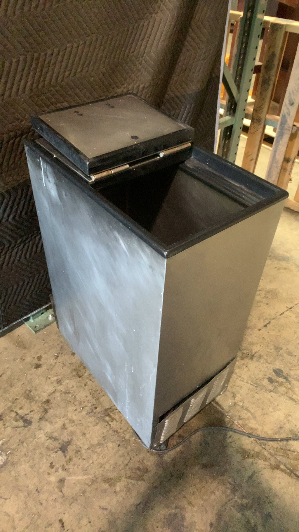 Commercial Refrigerated Well Cooler, Top-Loading Single Lid