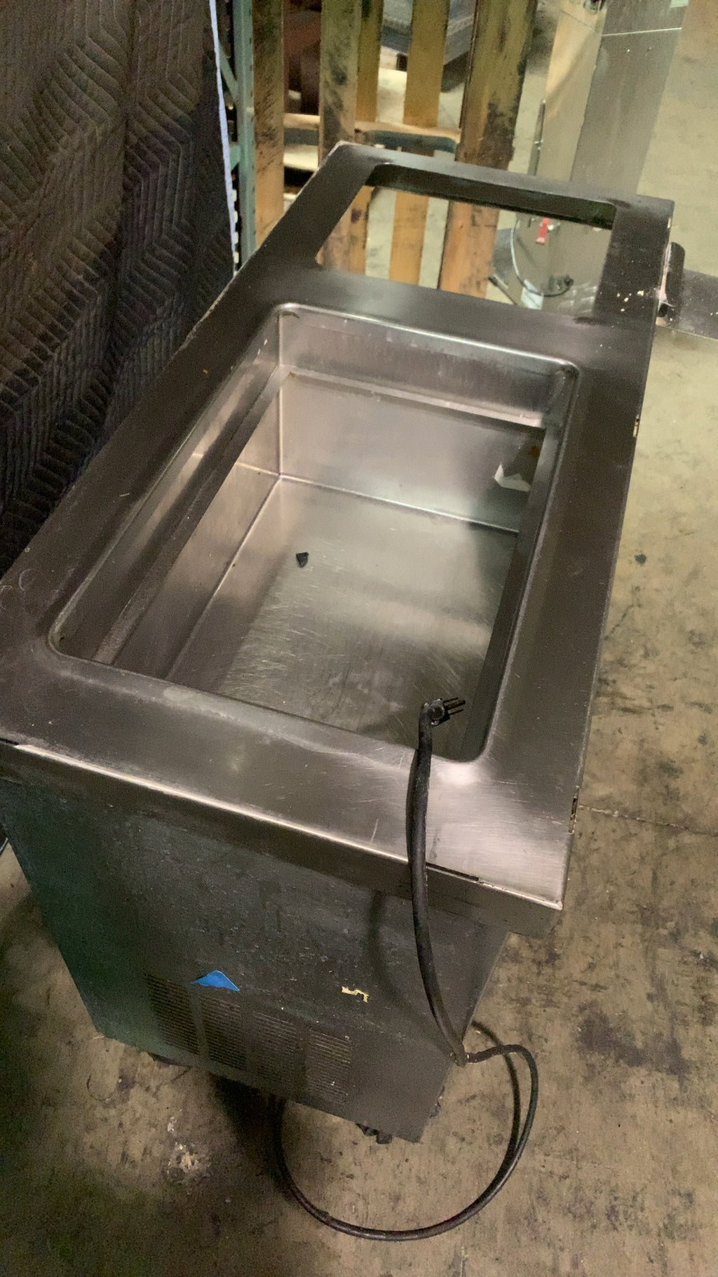 Wasserstrom CBR D452-03-41 Refrigerated Cold Well, Mobile Self-Contained Stainless Steel Construction 120V 1 Phase