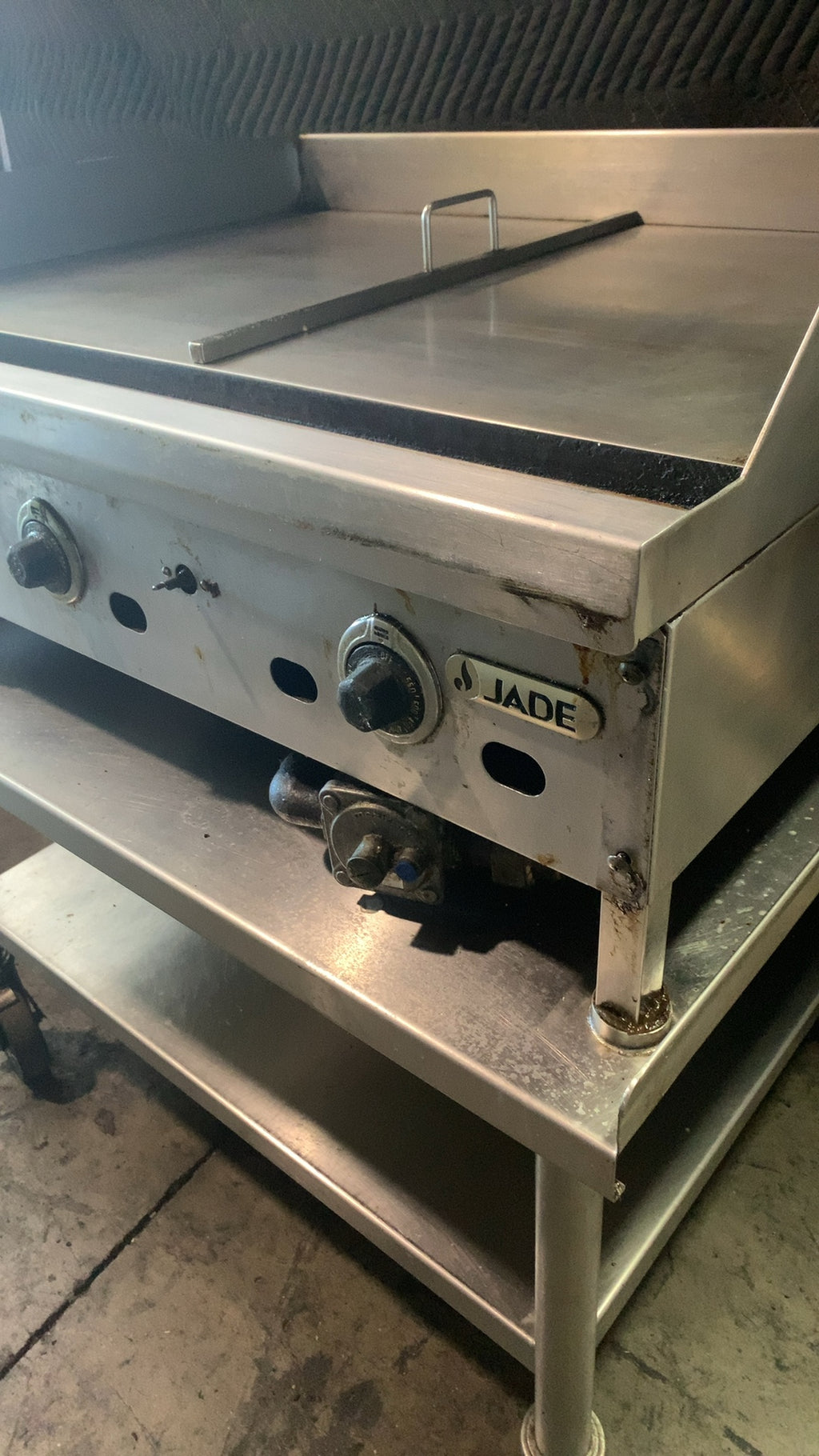 Jade JGRT-36 Griddle, Gas On Wheeled Stand 3 Burners