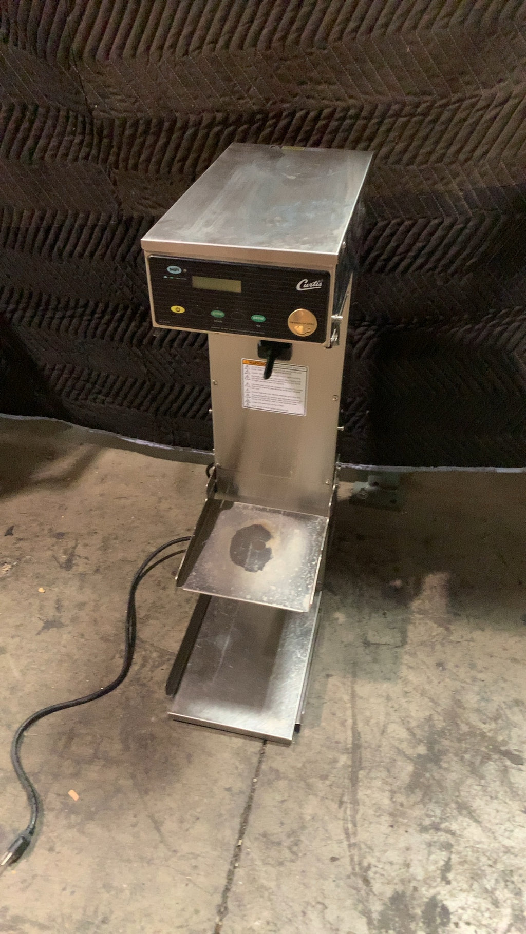 Curtis CBS10029 Commercial Brewer, Automatic Digital Coffee and Tea