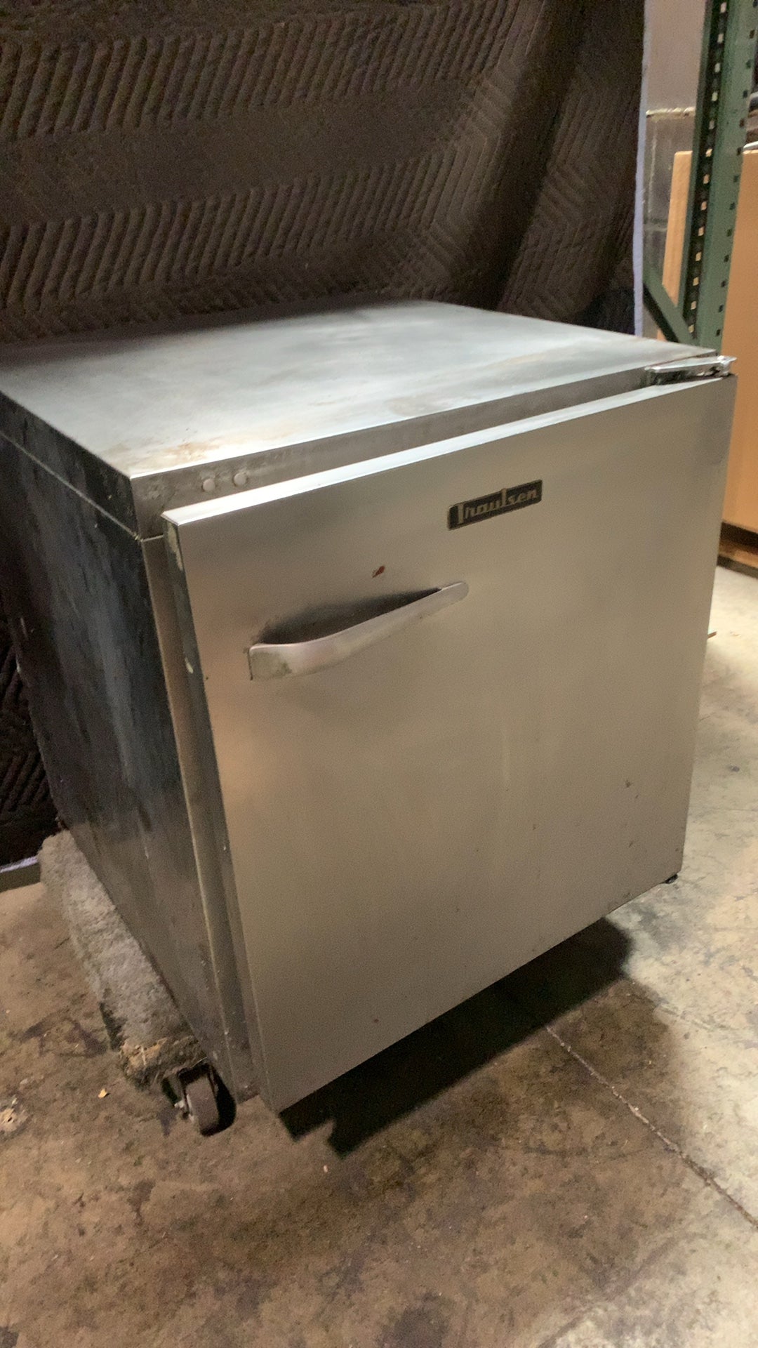 Traulsen ULT27-R Refrigerator, Under Counter 115V NSF Certified