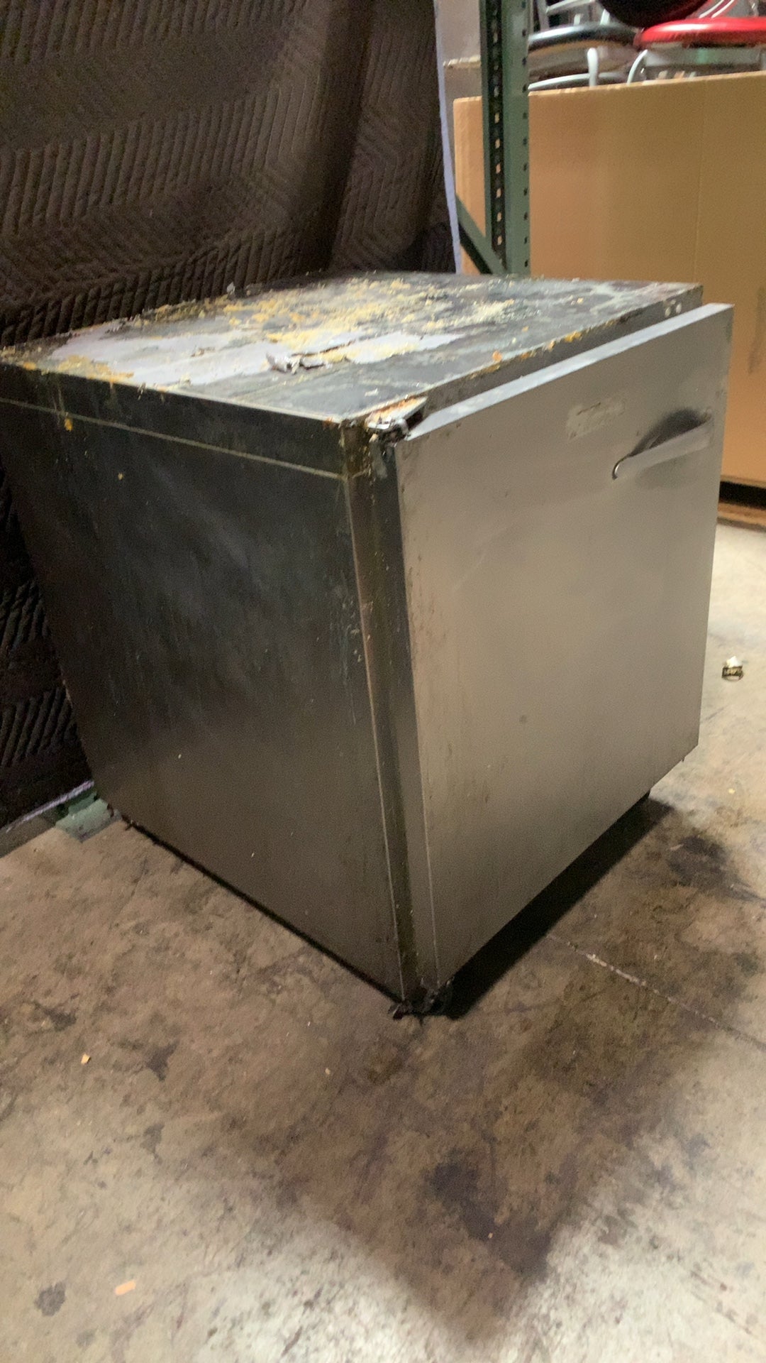 Traulsen ULT27-R Refrigerator, Undercounter Single Door Stainless Steel