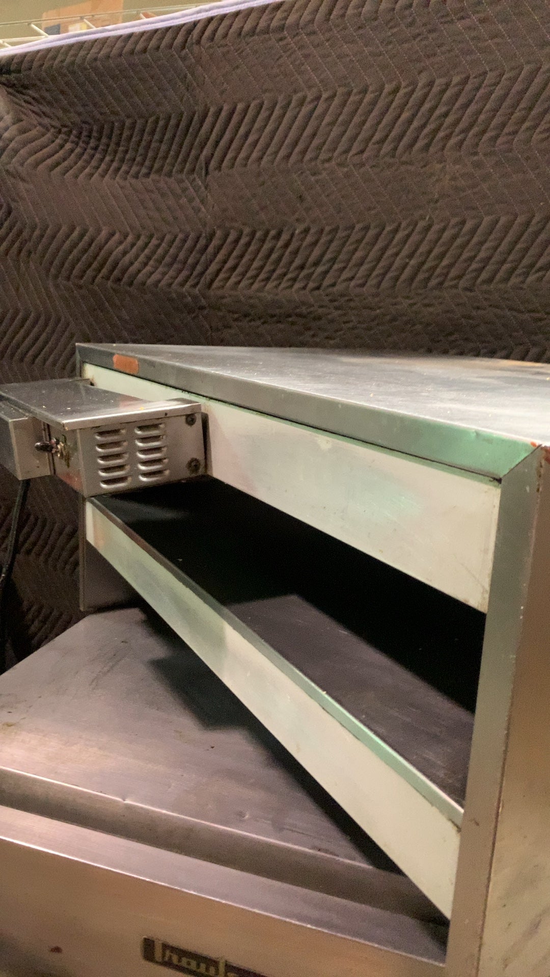 HATCO CORPORATION GPMW-2020D Heated Merchandiser, Pass-Through, 2-Shelf 208V 1 Phase 2040W