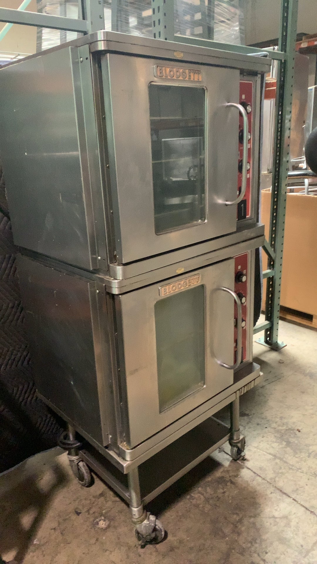 BLODGETT DFG Series Convection Oven, Double Deck Commercial Analog Controls Mobile Stainless Steel