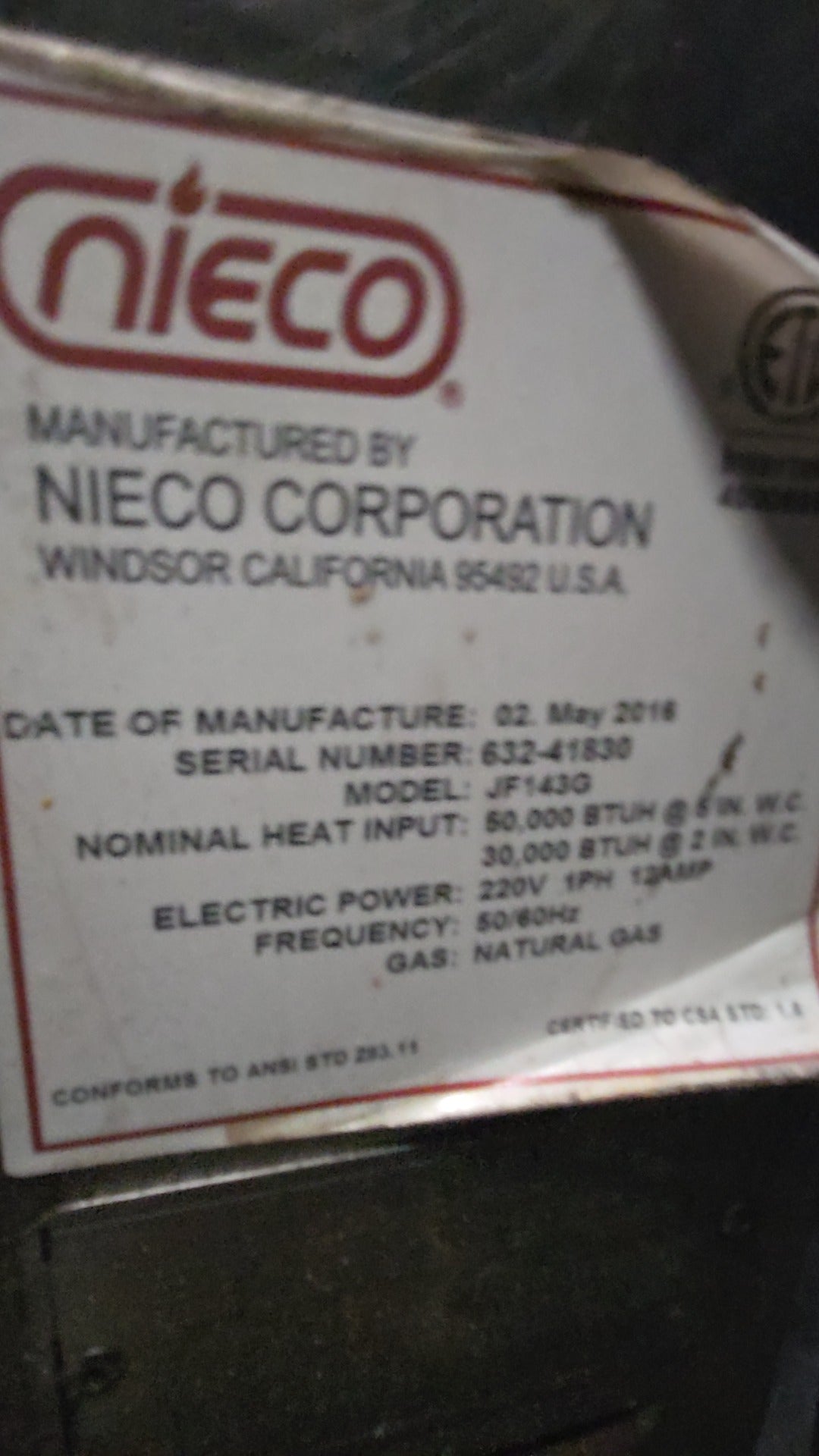 Nieco JF14G Conveyor Broiler, Commercial Natural Gas 220V 1PH 12Amp Electric With Giles Ventless Recirculating Hood System