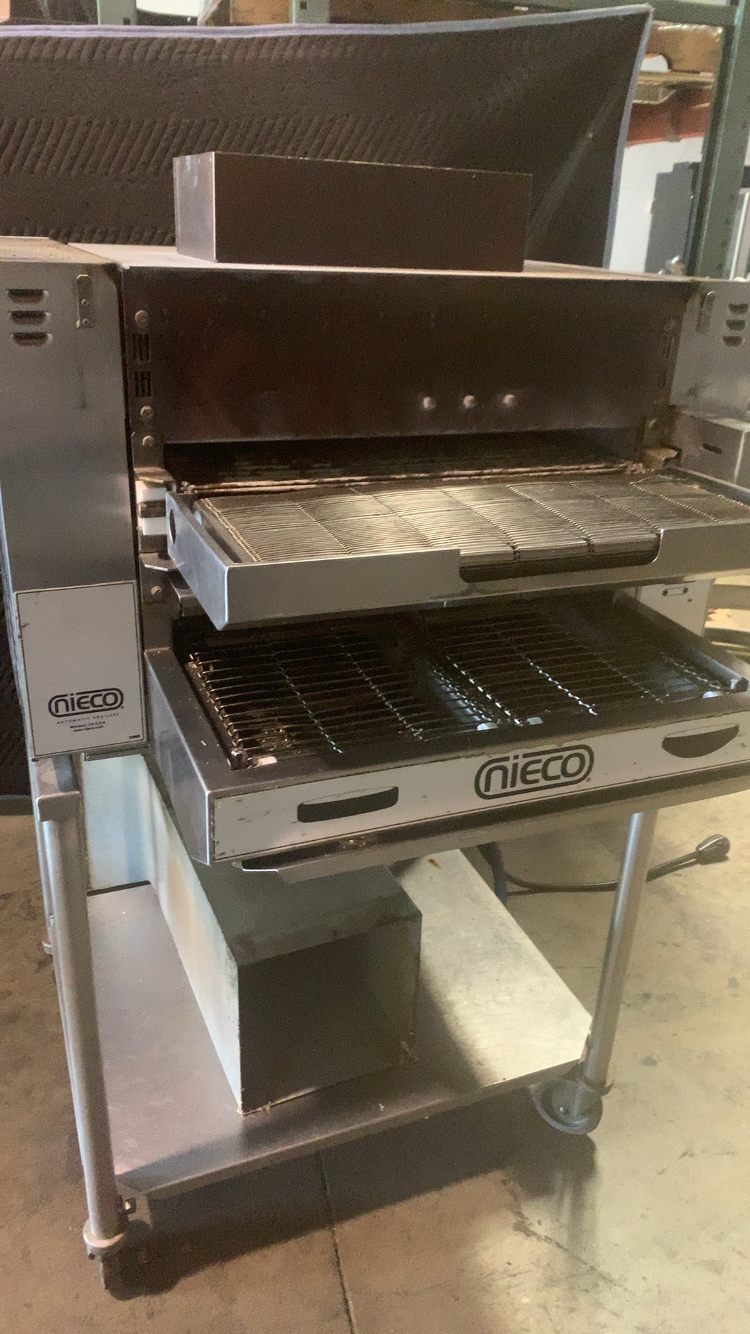 NIECO JF714G Conveyor Broiler, Gas Natural Gas 220V 1PH BroilVection