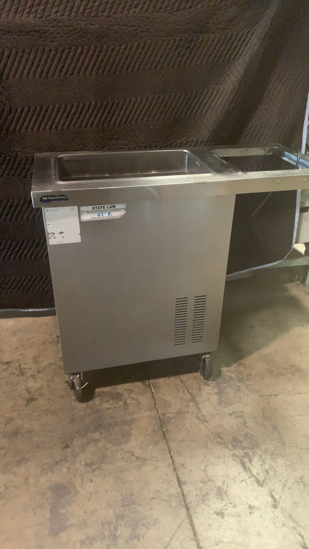 Wasserstrom 100 GEN Refrigerated Cold Well, Mobile Stainless Steel Single Pan On Casters