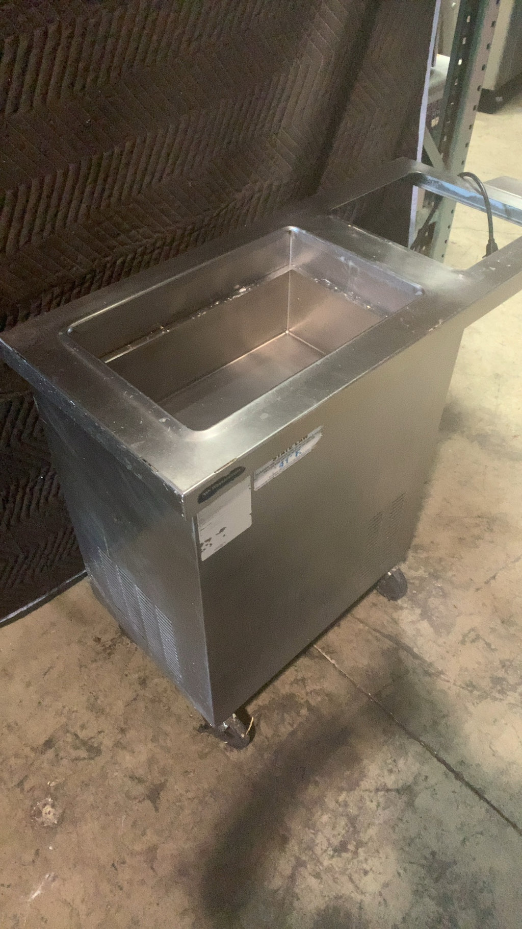Wasserstrom 100 GEN Refrigerated Cold Well, Mobile Stainless Steel Single Pan On Casters