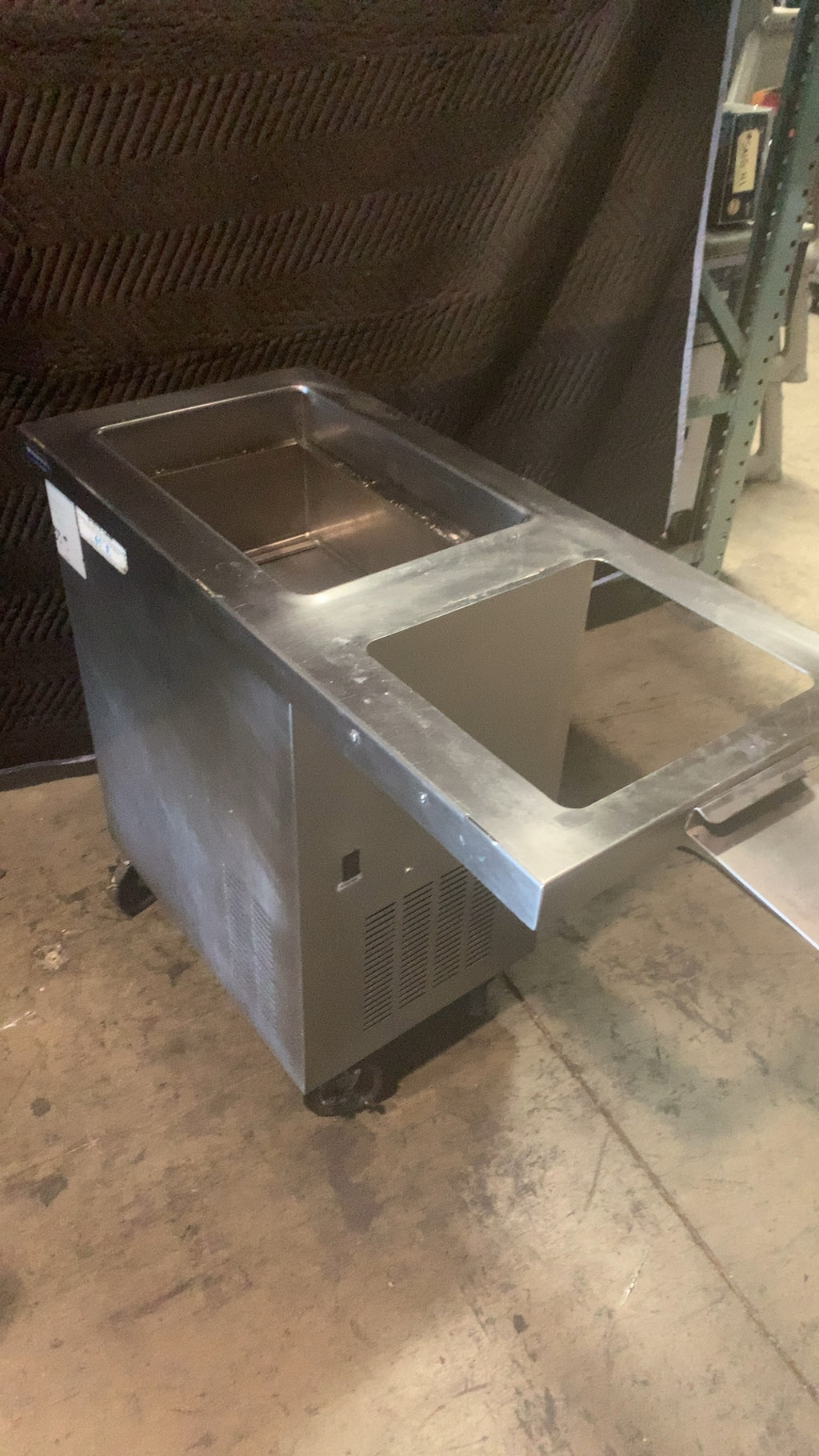 Wasserstrom 100 GEN Refrigerated Cold Well, Mobile Stainless Steel Single Pan On Casters