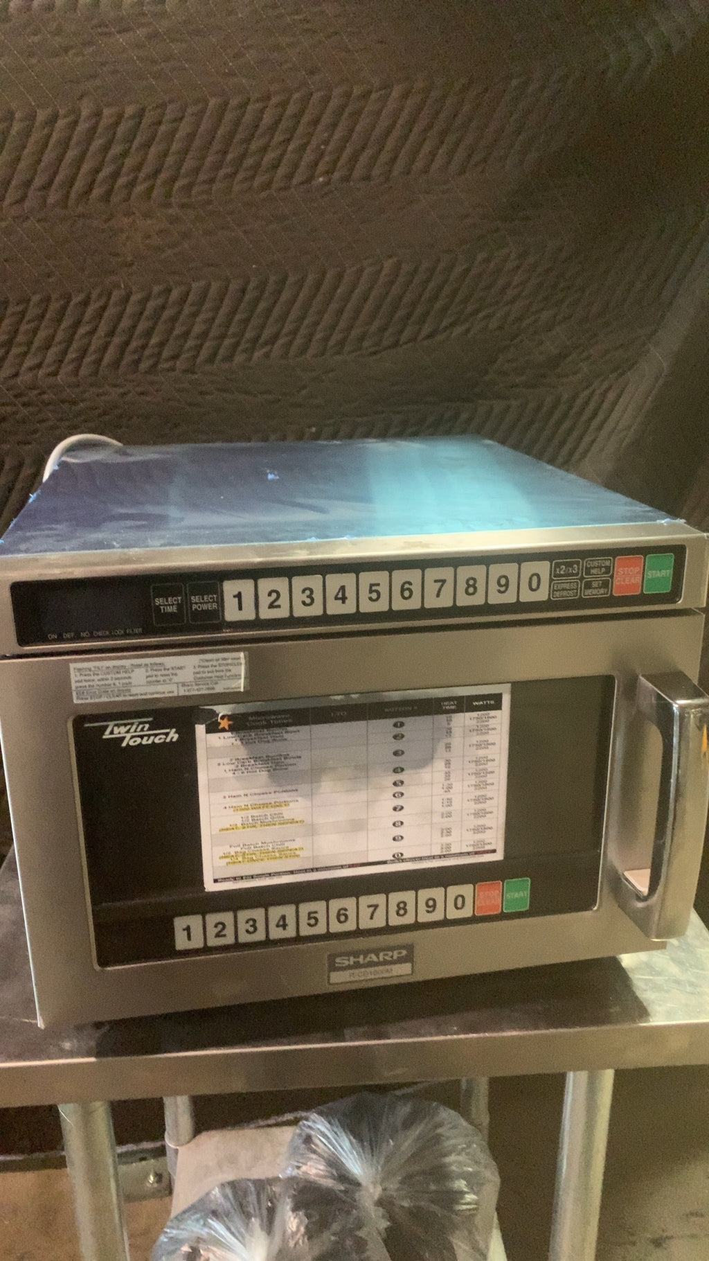SHARP R-CD1800MA Microwave Oven, Commercial Use Twin Touch 208/230V 2.7kW