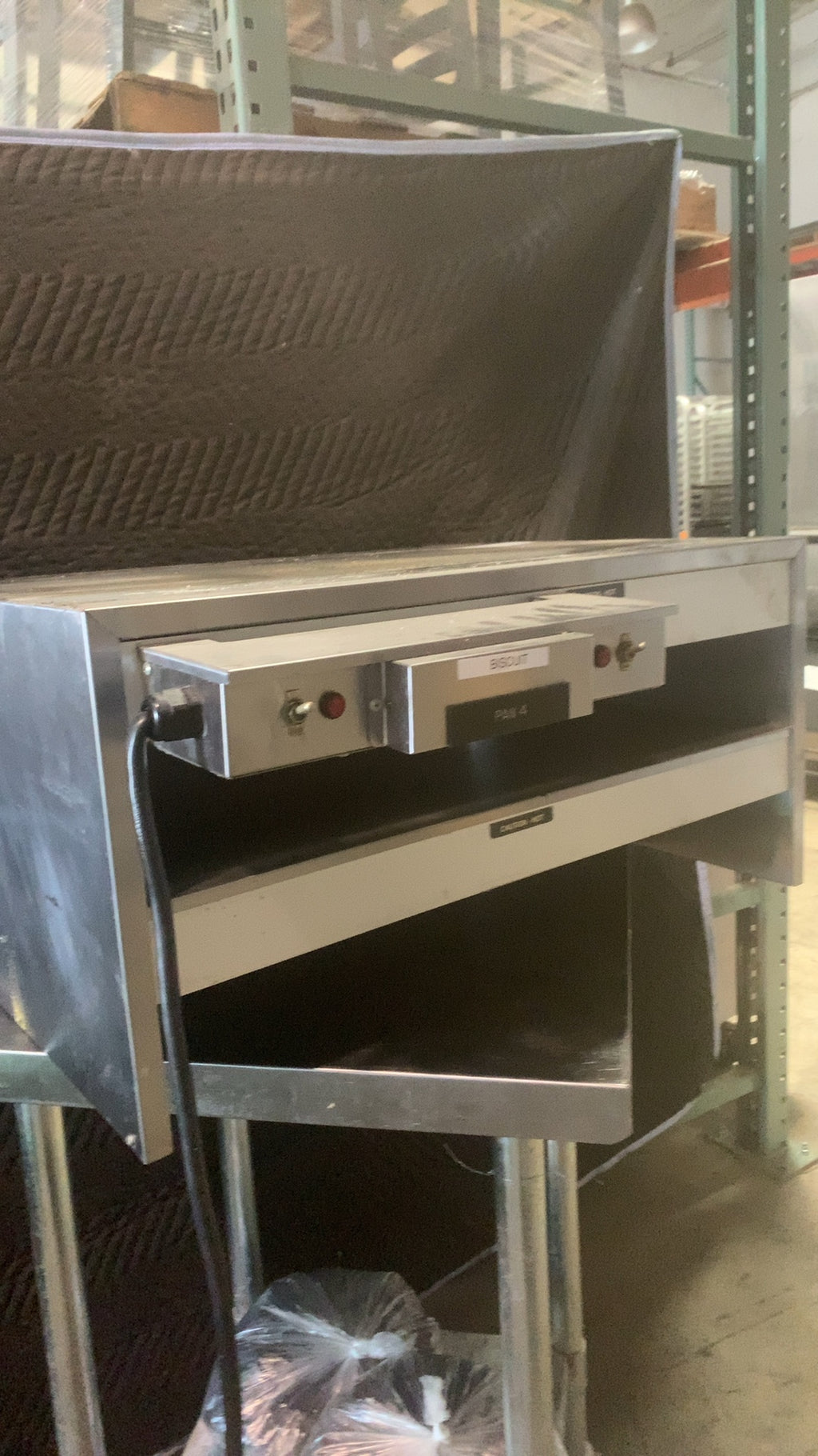 Hatco HDW-2920D Heated Display Warmer, Double Shelf Countertop 208V 1 Phase