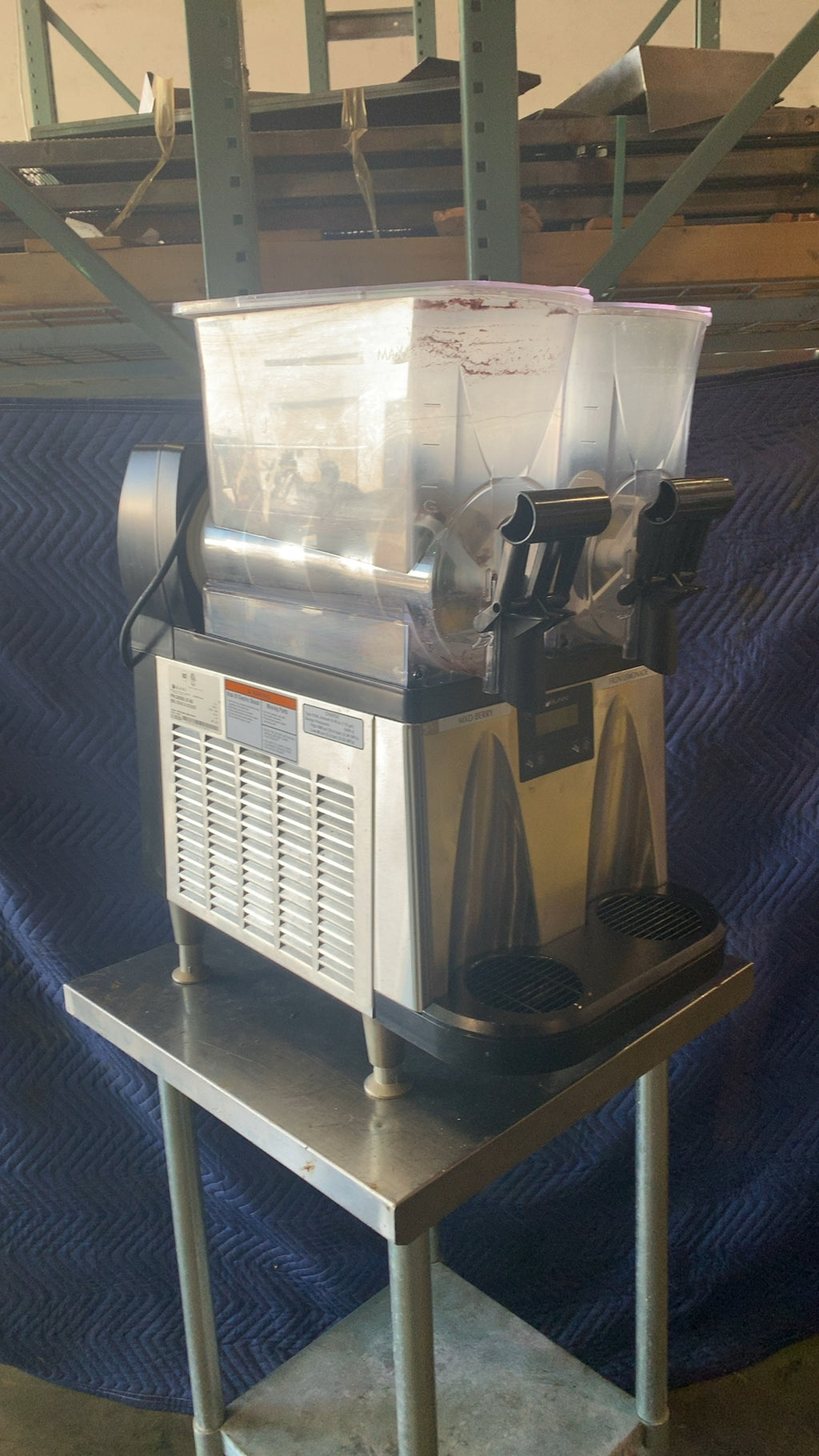 BUNN Ultra NX, BA 120V BLK/SST Frozen Beverage Dispenser, Dual Bowl 120V Electric