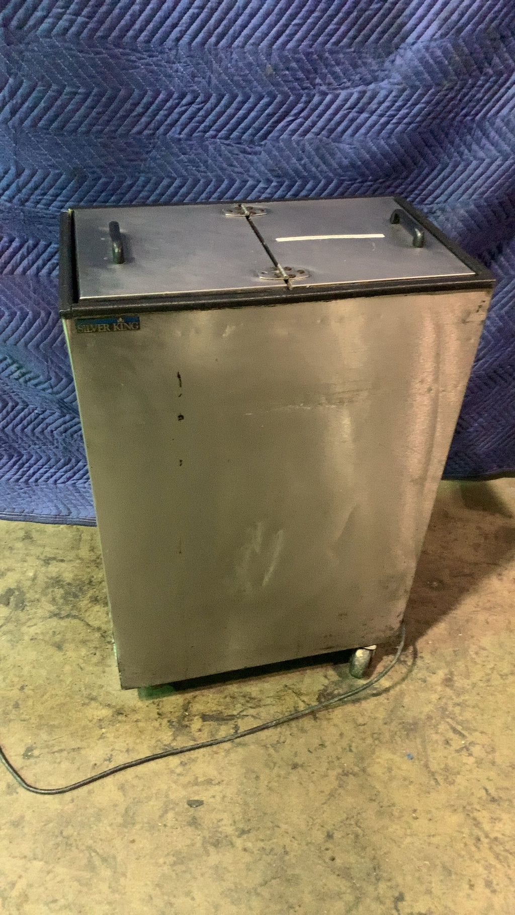 Silver King SK1605 Ice Cream Dipping Cabinet