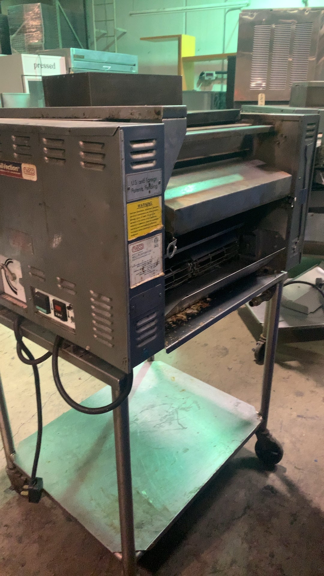 Nieco Corporation JF40 Conveyor Broiler, Commercial Gas Stainless Steel Wheeled Stand BroilVection Technology