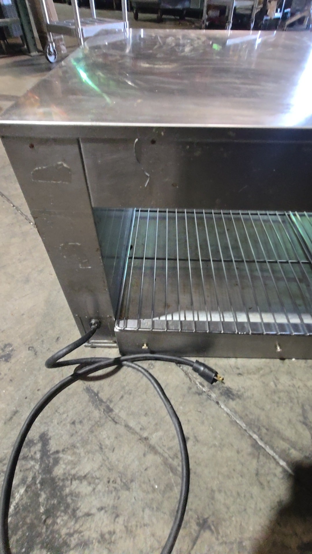 BKI SM Merchandiser Heated Merchandiser, Countertop Top And Bottom Heat Lights
