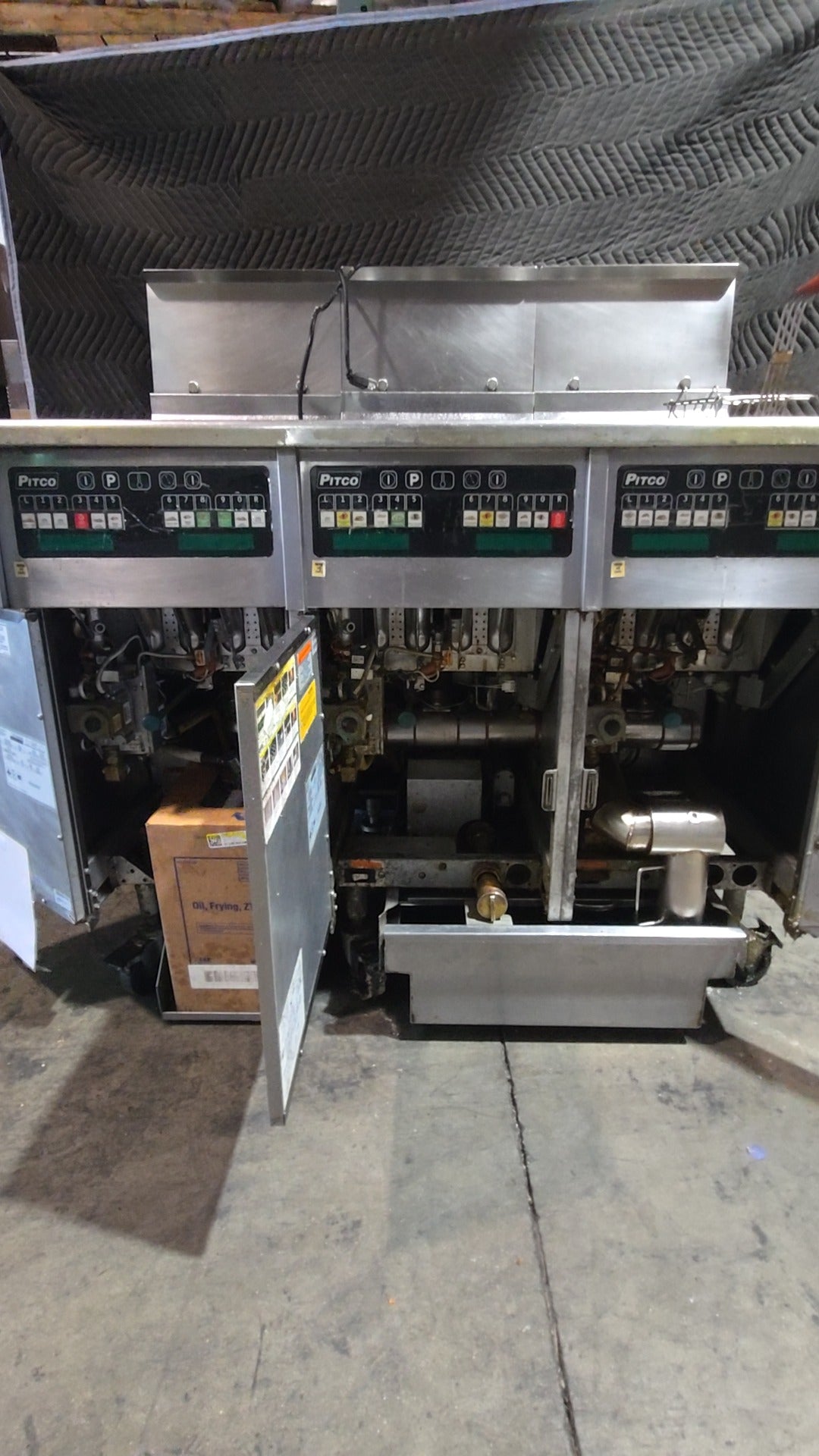 Pitco Solstice Supreme Liquid Propane High Efficiency 3 Unit Floor Fryer System With Computer Controls
