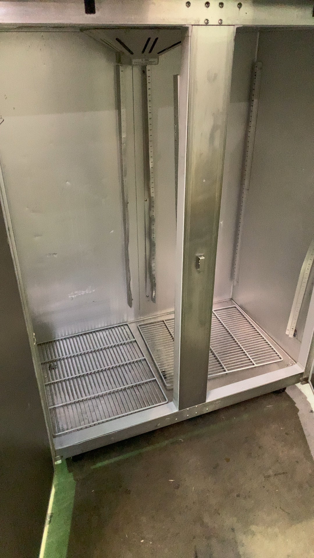 HOSHIZAKI FH2-AAC Freezer, Upright Commercial Two Solid Doors Stainless Steel Exterior 115V 1 Phase 15.5 Amps