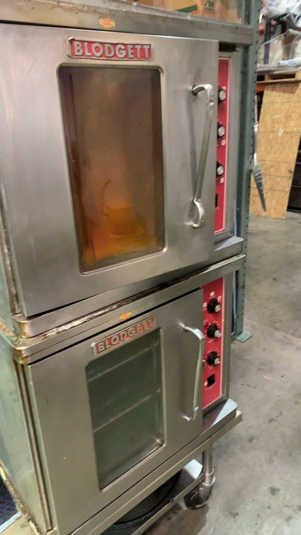 Blodgett DFG-100 Convection Oven, Double Deck Stainless Steel Red Control Panels Doors with Windows