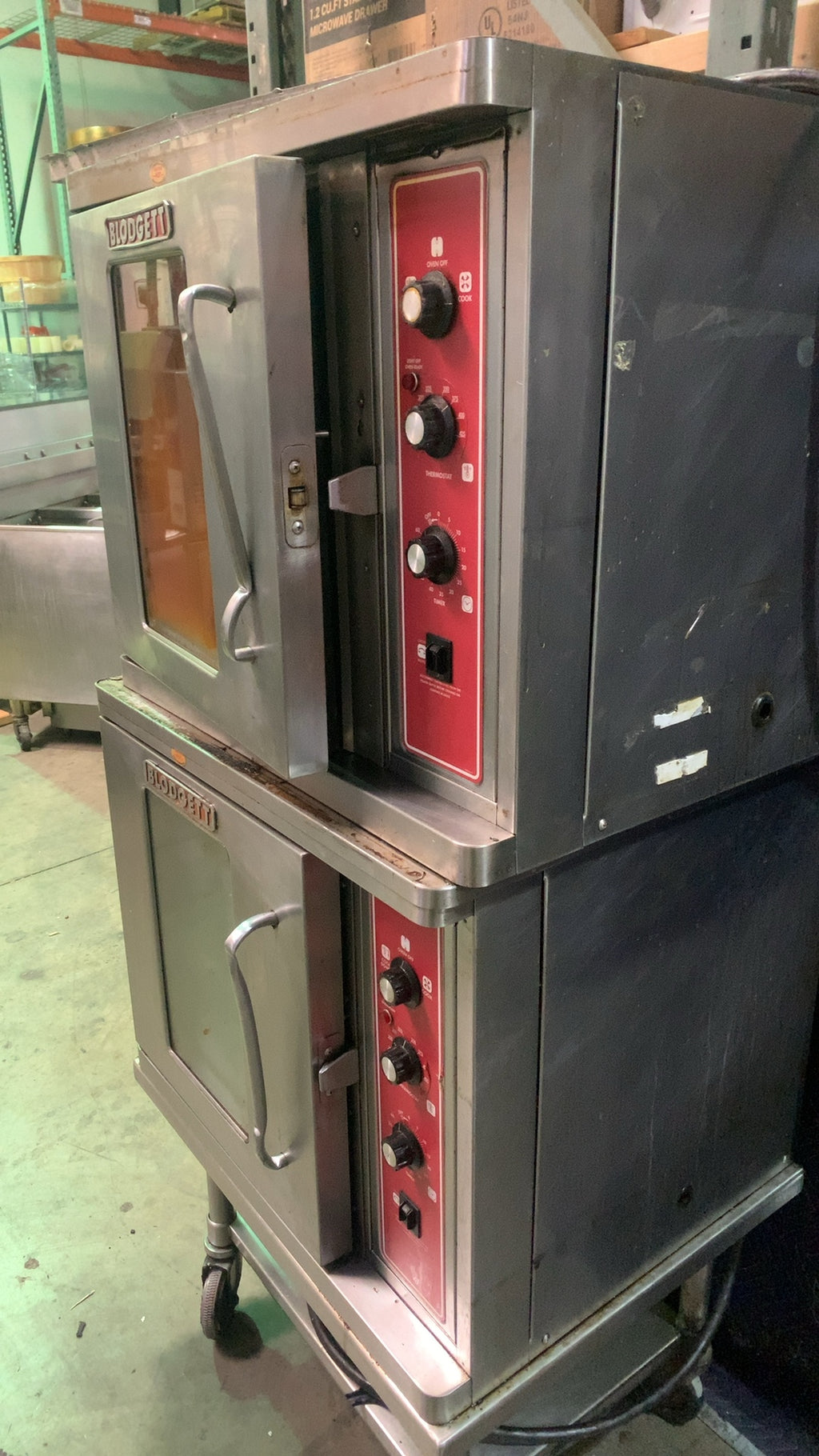 Blodgett DFG-100 Convection Oven, Double Deck Stainless Steel Red Control Panels Doors with Windows