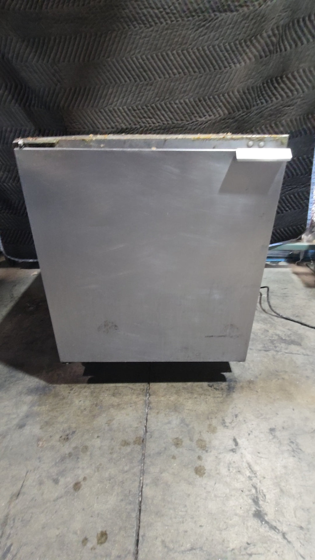 Traulsen ULT27-L Undercounter Refrigerator