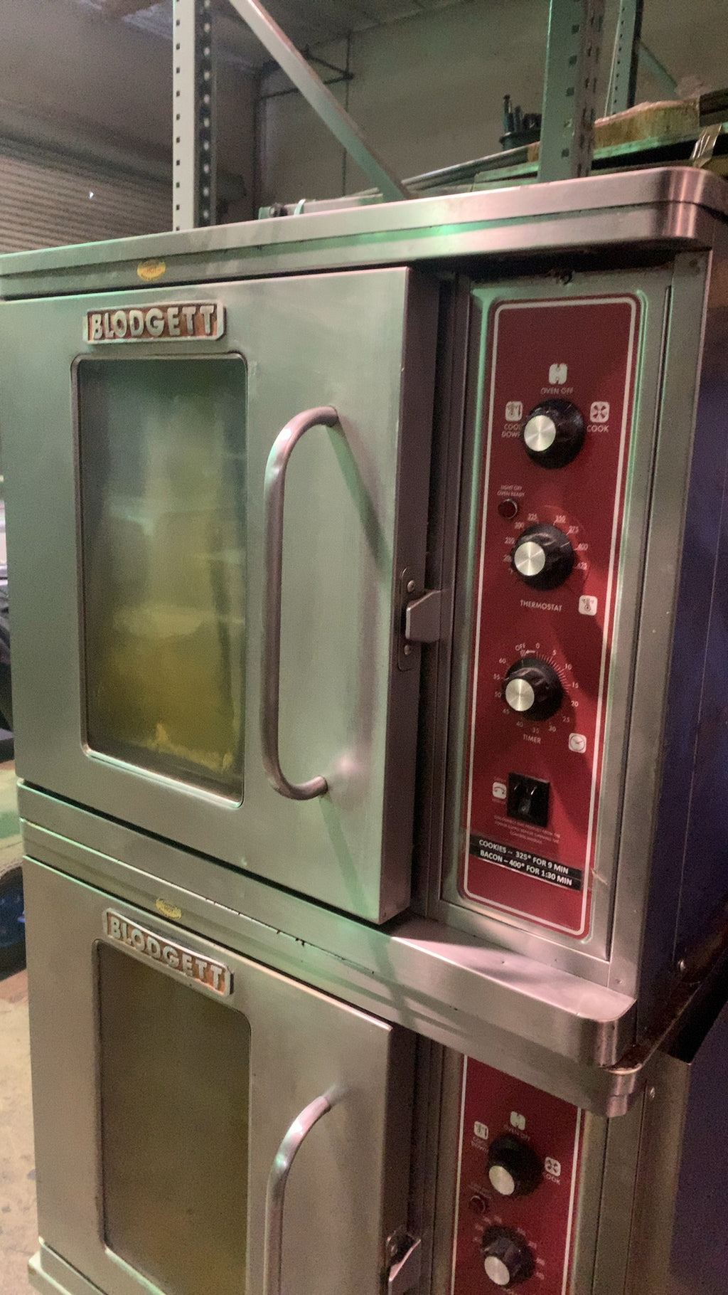 BLODGETT DFG-100 Convection Oven, Double Deck Stainless Steel Exterior Glass Doors On Casters