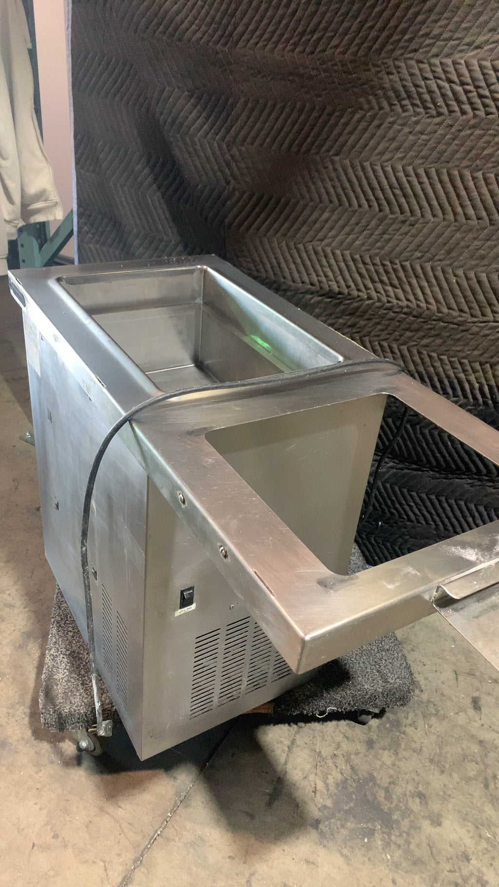 Wasserstrom CBR 2432-03-HL Refrigerated Cold Pan, Mobile Self-Contained Single Well Stainless Steel Construction