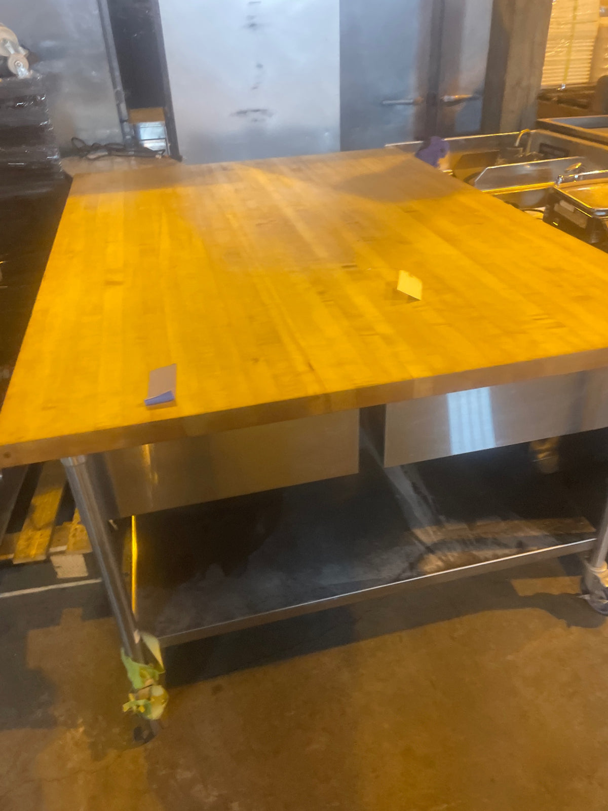 Table W/ Cut Top