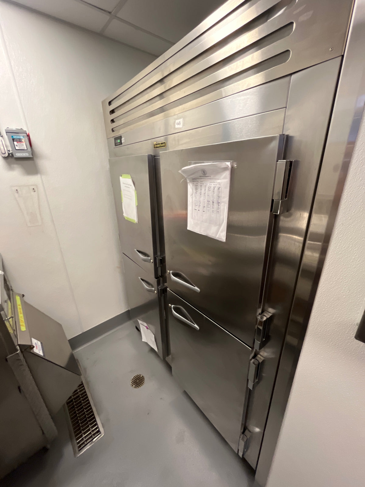Traulsen RHT226WUT-HHS Stainless Steel 40.8 Cu. Ft. Two Section Solid Half Door Shallow Depth Reach In Refrigerator