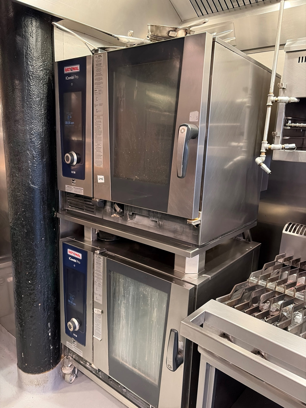iCombi Pro LM100BG.AXXXX Oven, Double Stack, 2 Glass Swing Doors, Hapf Sheet Pan Size, Mobile