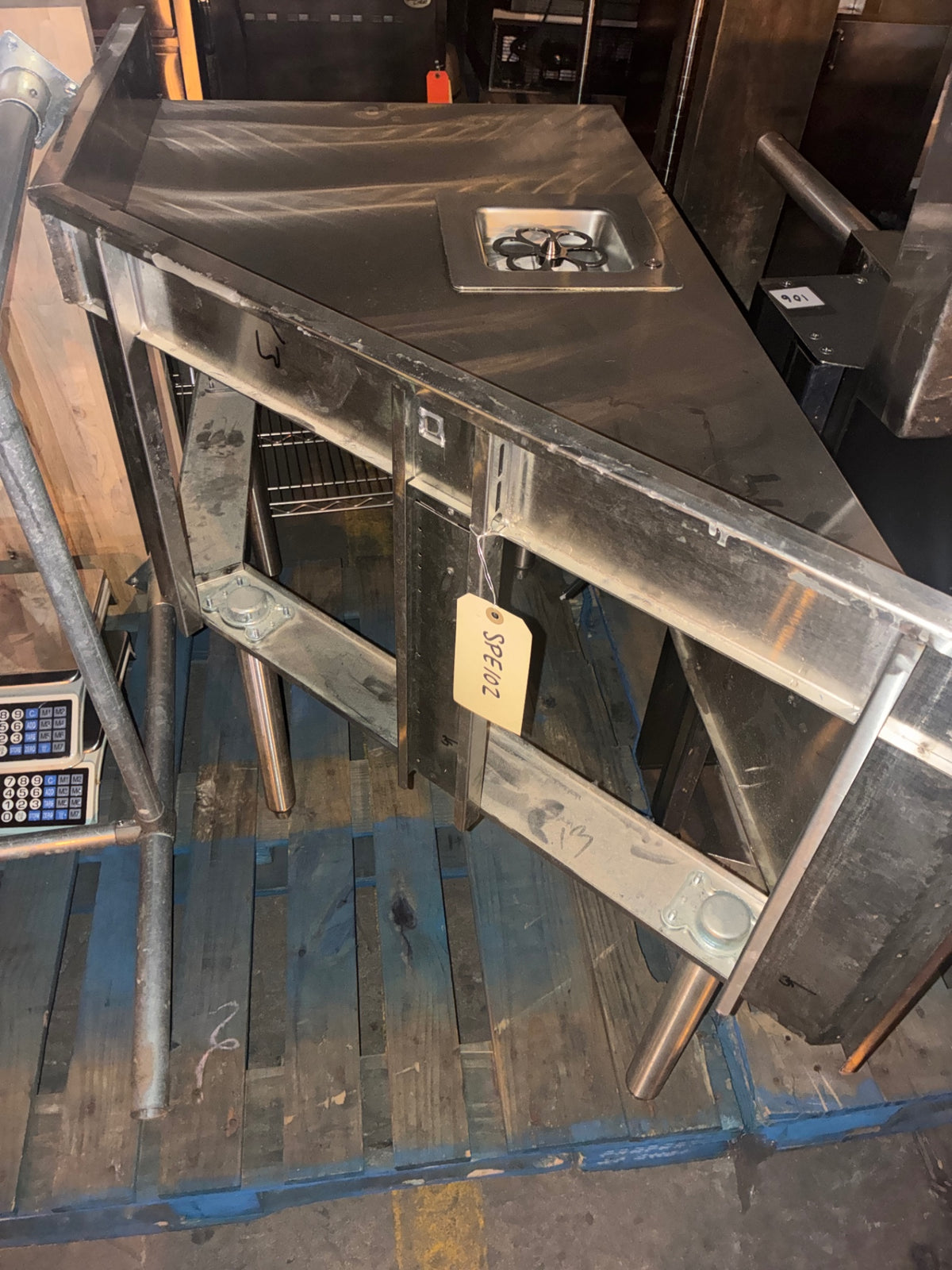 GlassTender Under Bar Counter W/ Glass Rinser, Stainless
