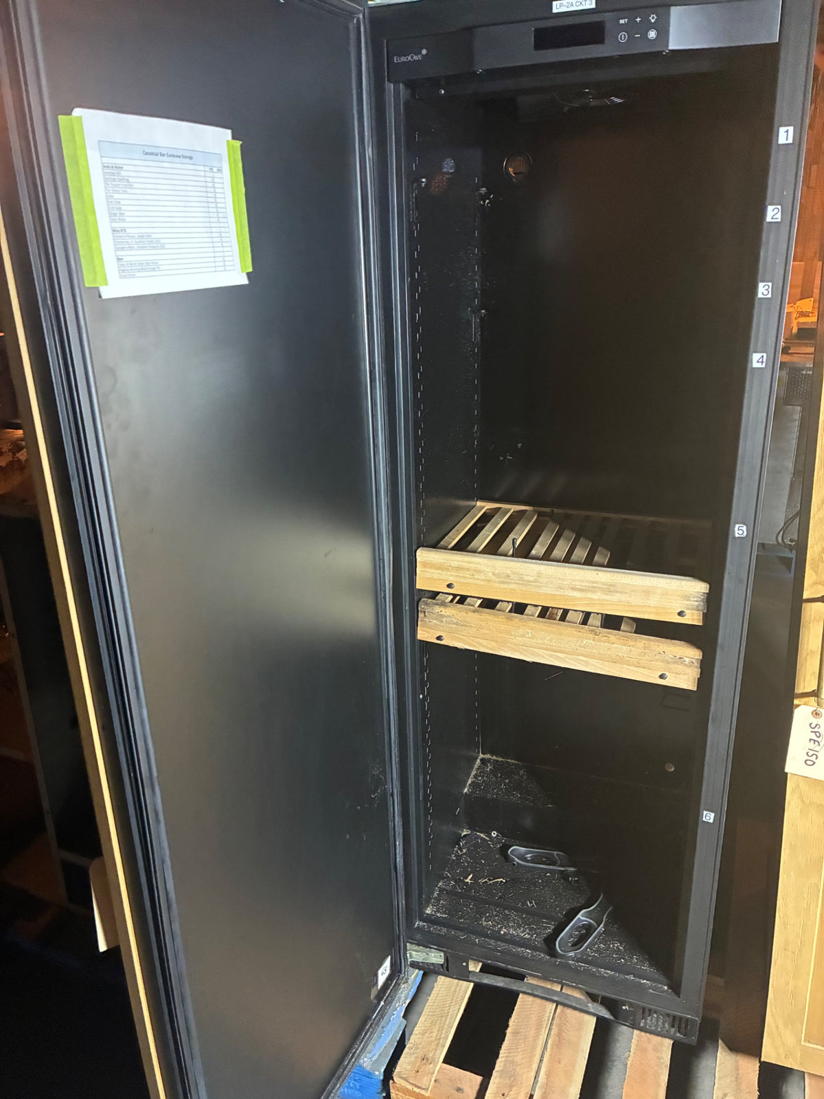 EUROCAVE V-259V3 Wine Fridge, Up-Right, Single Swing Door