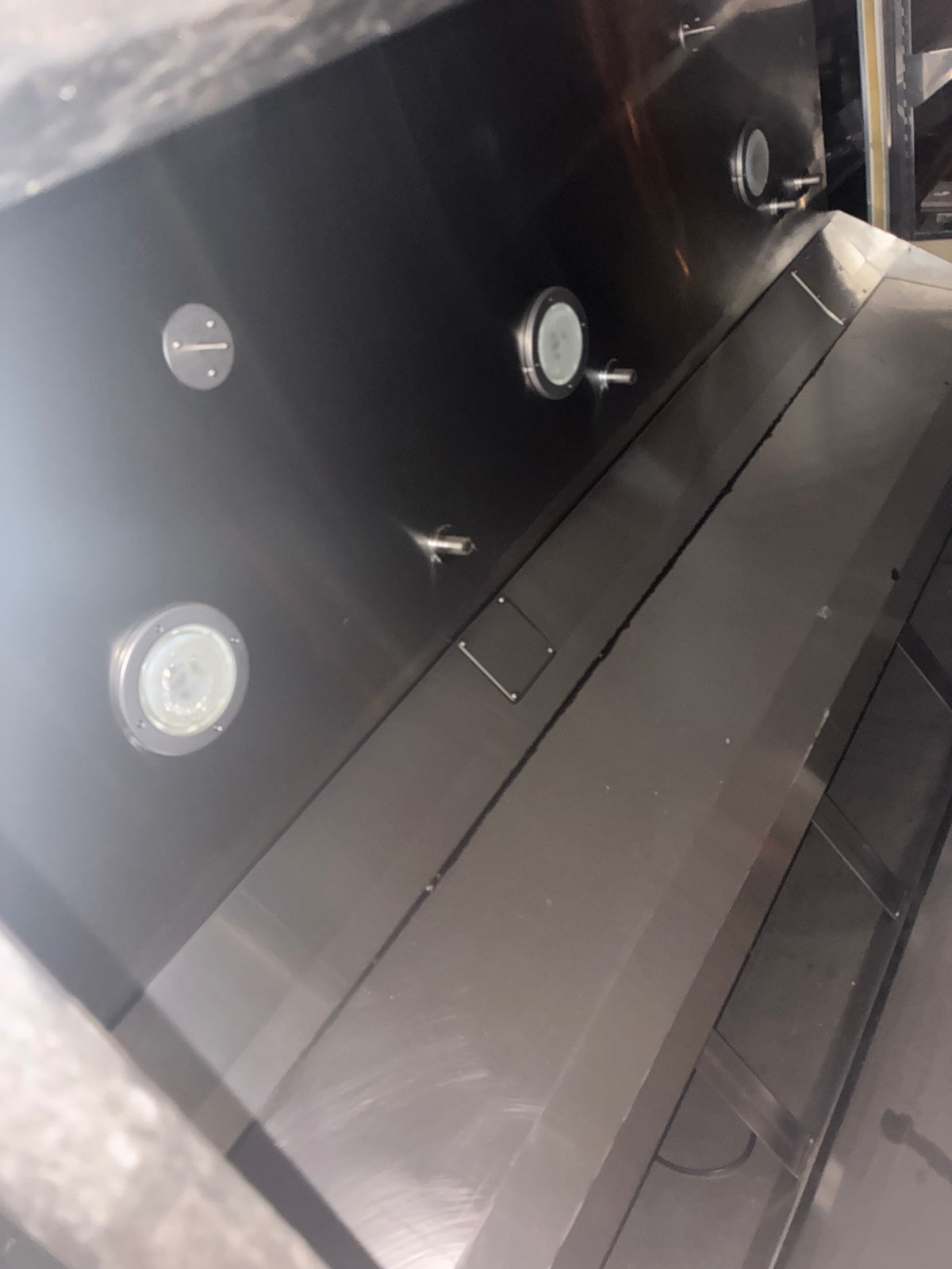 Gaylord Exhaust Hood, Right Side Wall Mounted, 86”