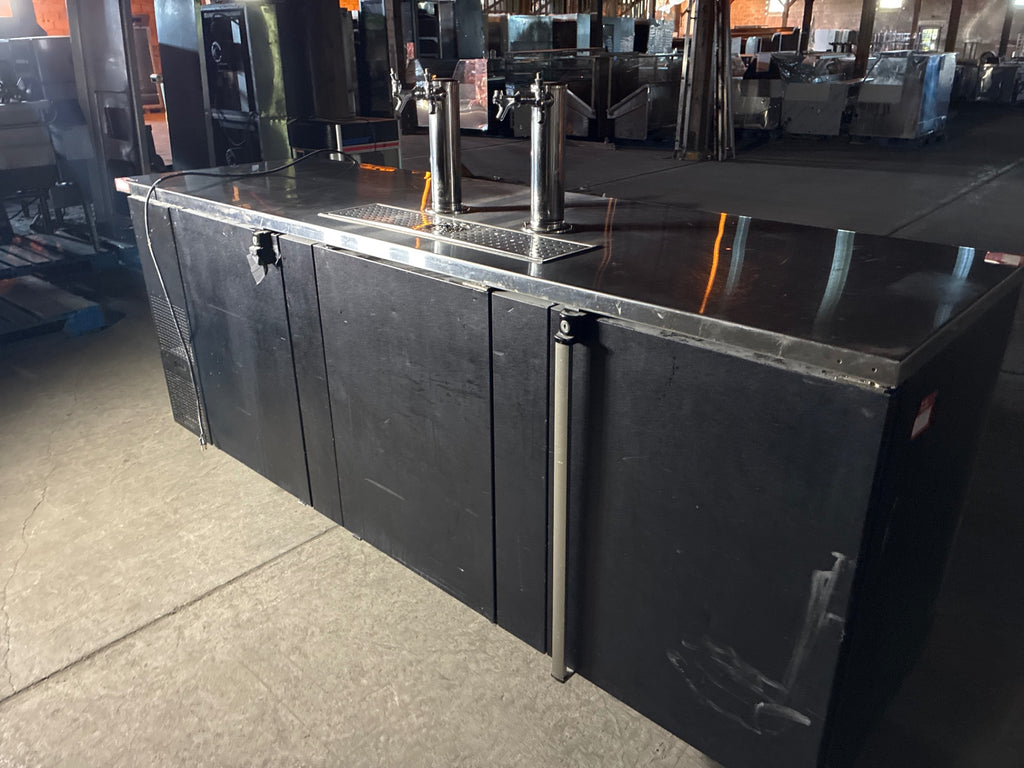 Micro Matic MDD-94 E Kegerator, 3 Solid Swing Doors, Mobile