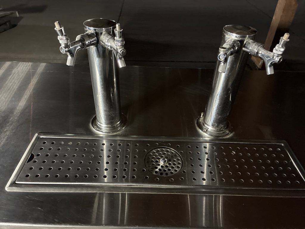 Micro Matic MDD-94 E Kegerator, 3 Solid Swing Doors, Mobile