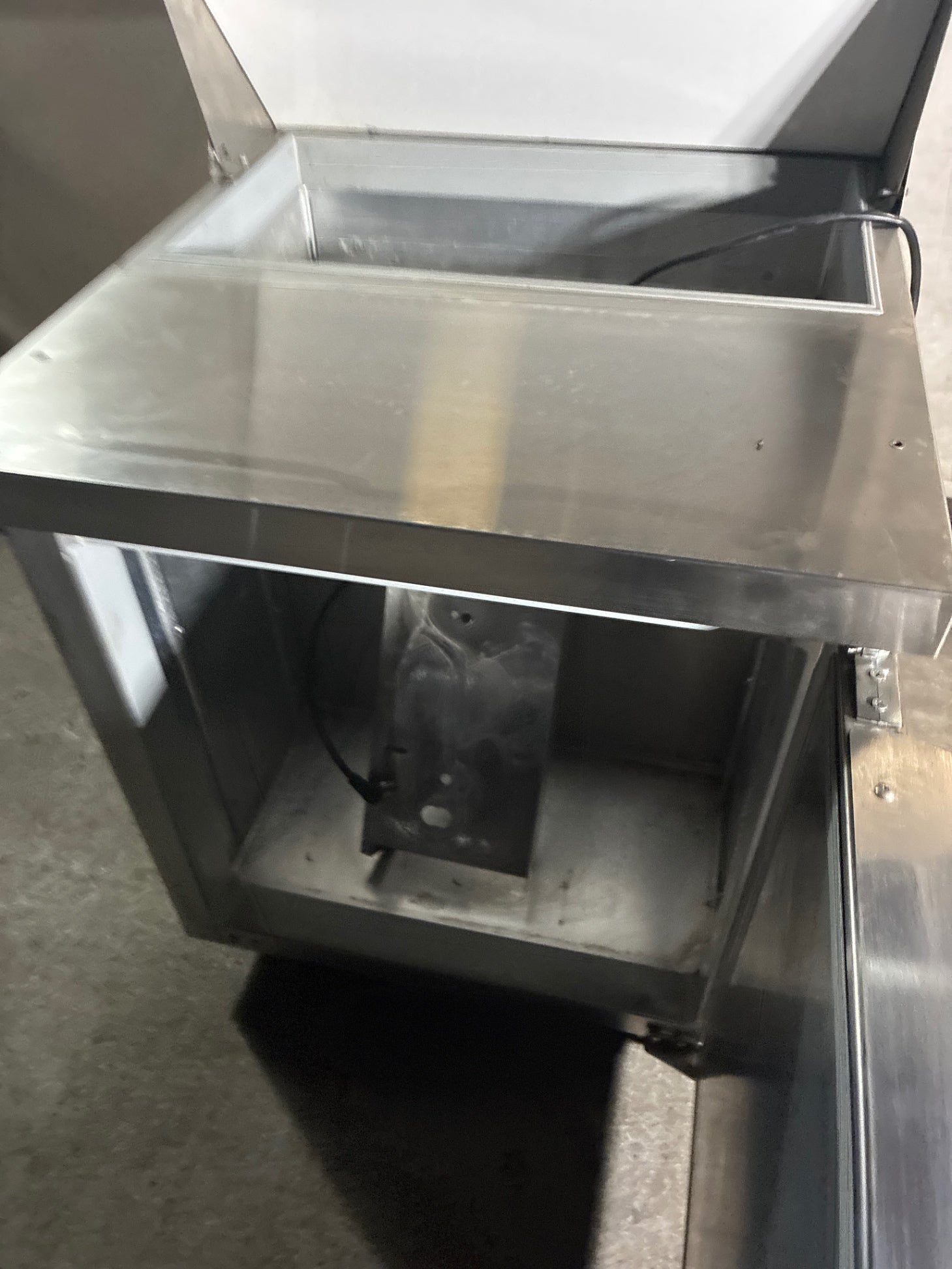 Continental SW27-8 Sandwich Prep Table, Single Solid Swing Door, Stainless, Mobile