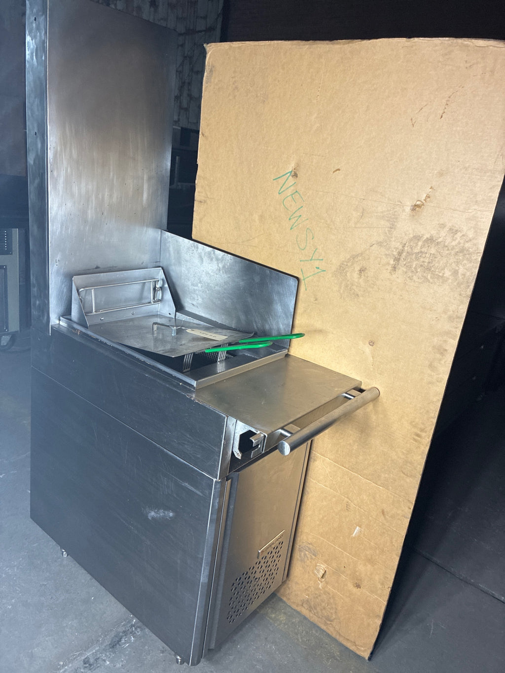 Garland C18-35F Deep Fryer With Vent, Single Vent, Stainless