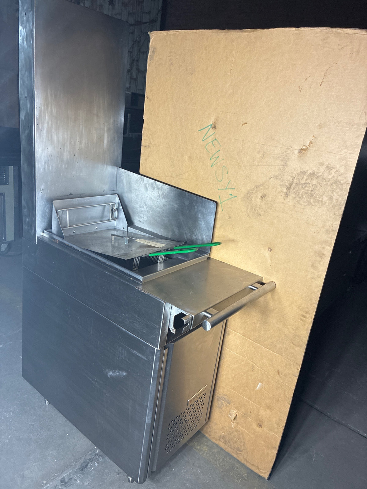 Garland C18-35F Deep Fryer With Vent, Single Vent, Stainless