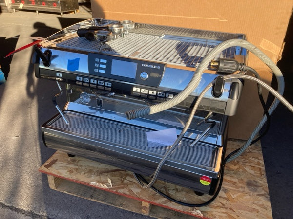 Nuova Simonelli AURELIA 2 Espresso Machine - 2 Head