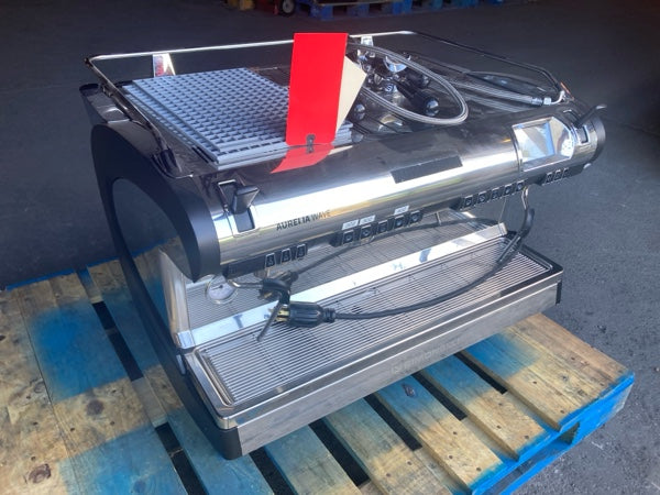 Nuova Simonelli AURELIA WAVE Espresso Machine - 2 Head