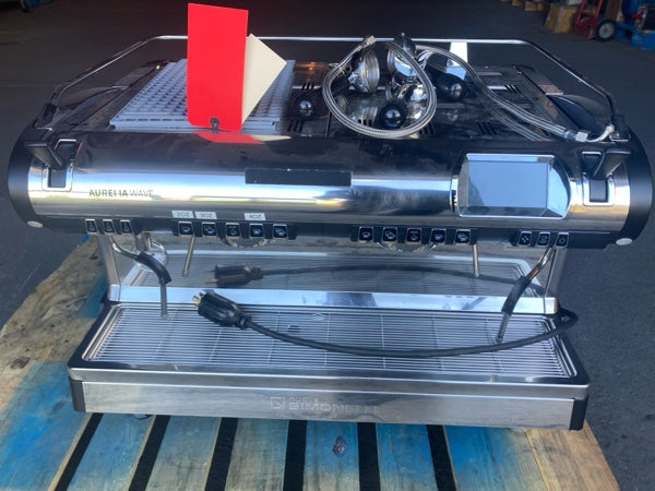 Nuova Simonelli AURELIA WAVE Espresso Machine - 2 Head