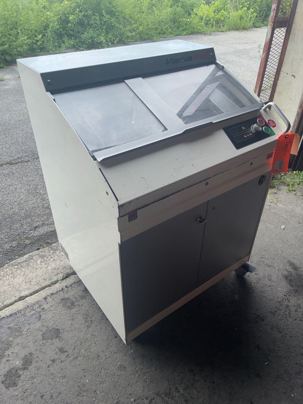 JAC VPL 800 Bread Slicer, Mobile