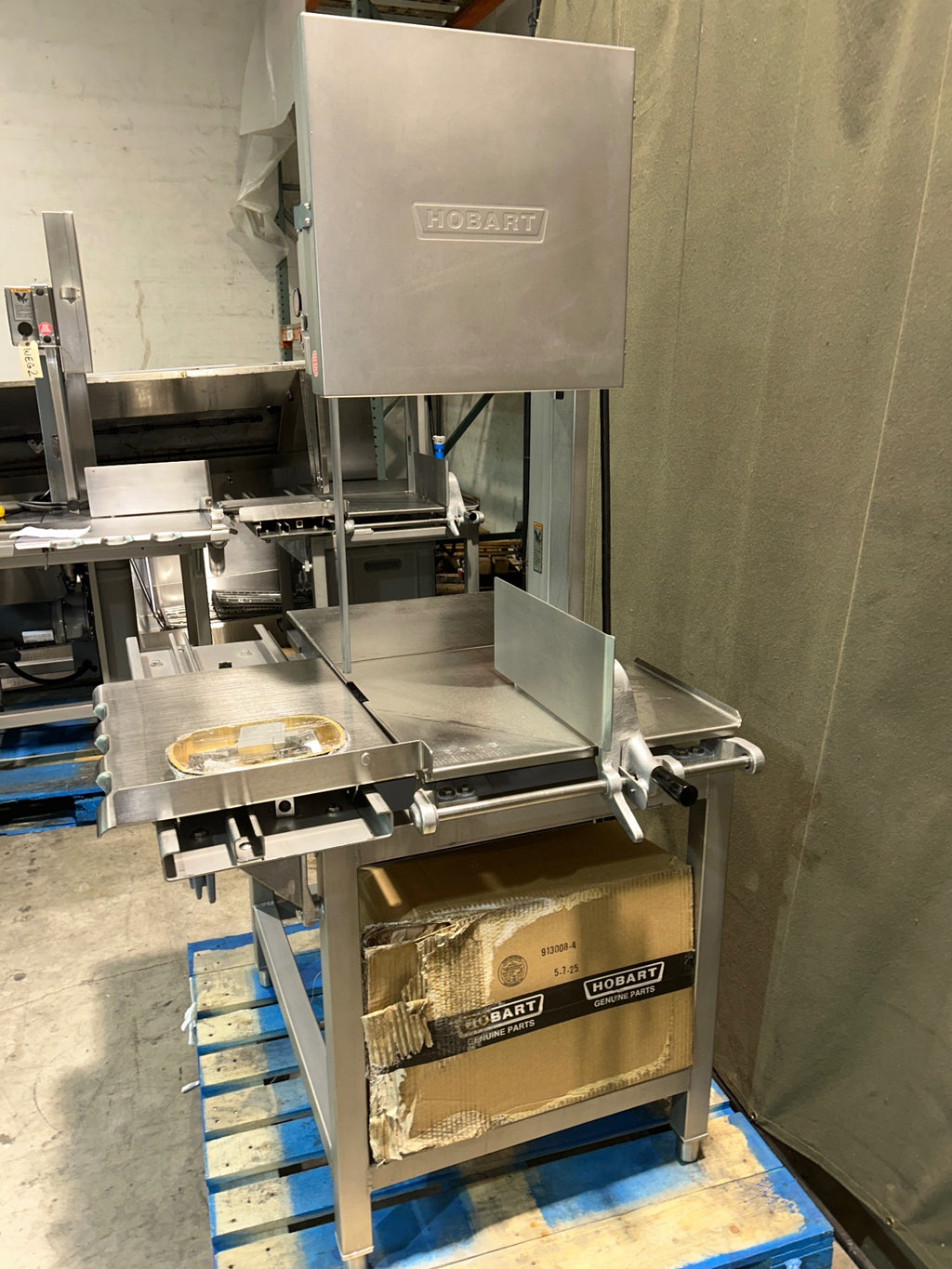 Hobart 5701-D Meat Slicer