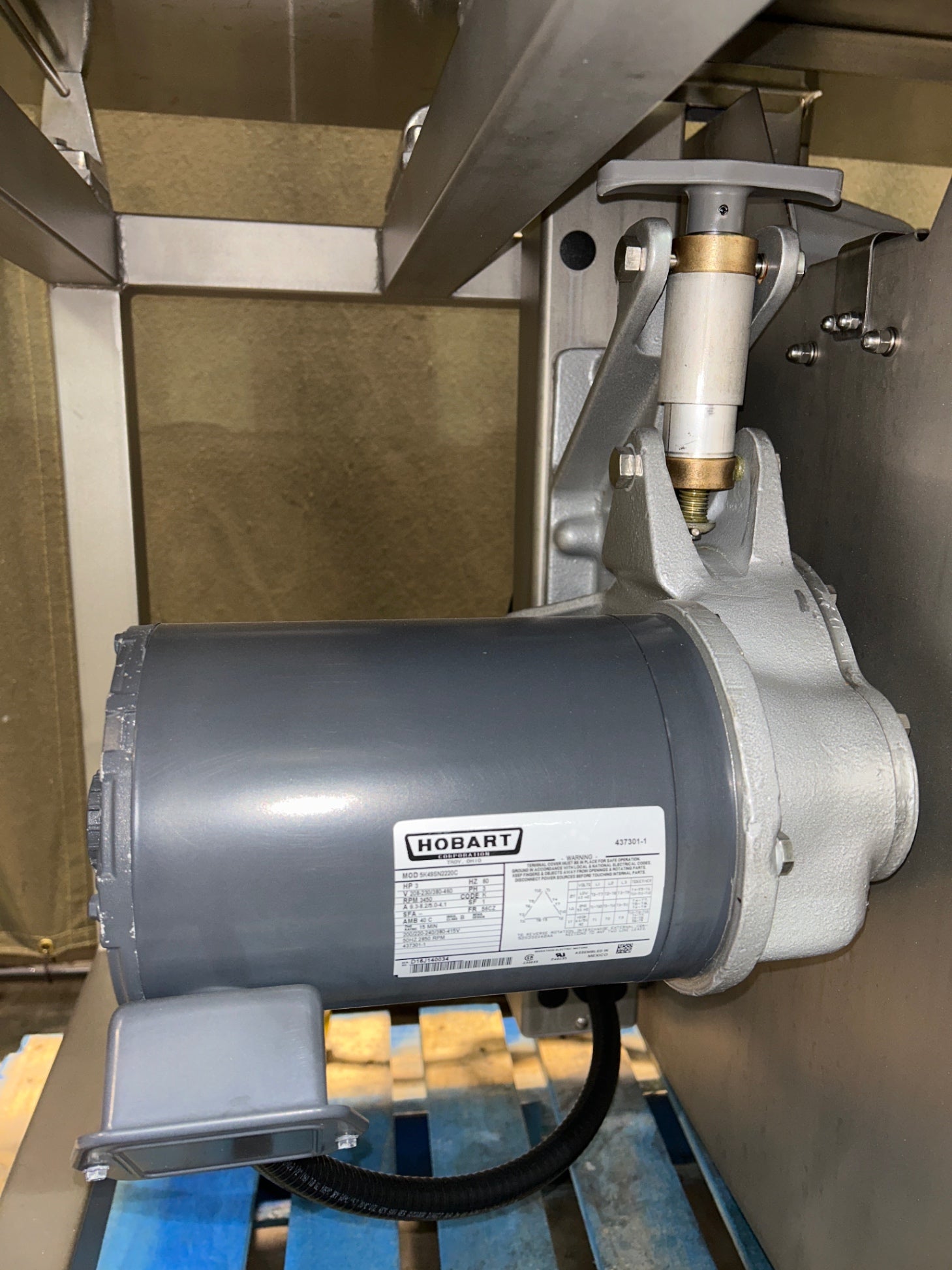 Hobart 6801 Meat Slicer