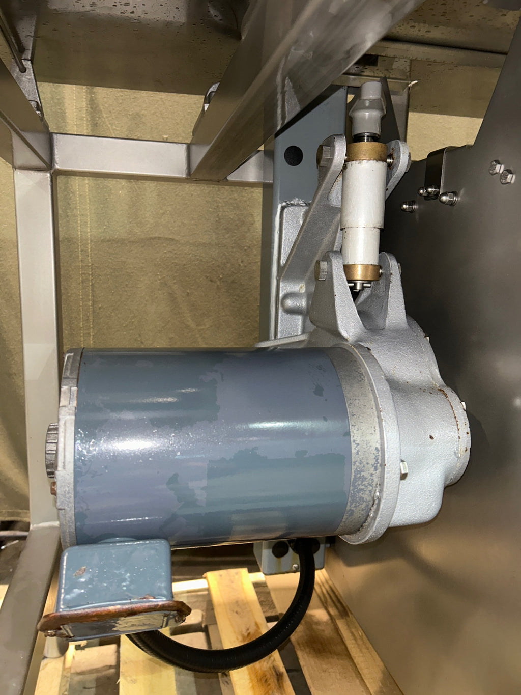 Hobart 6801 Meat Slicer