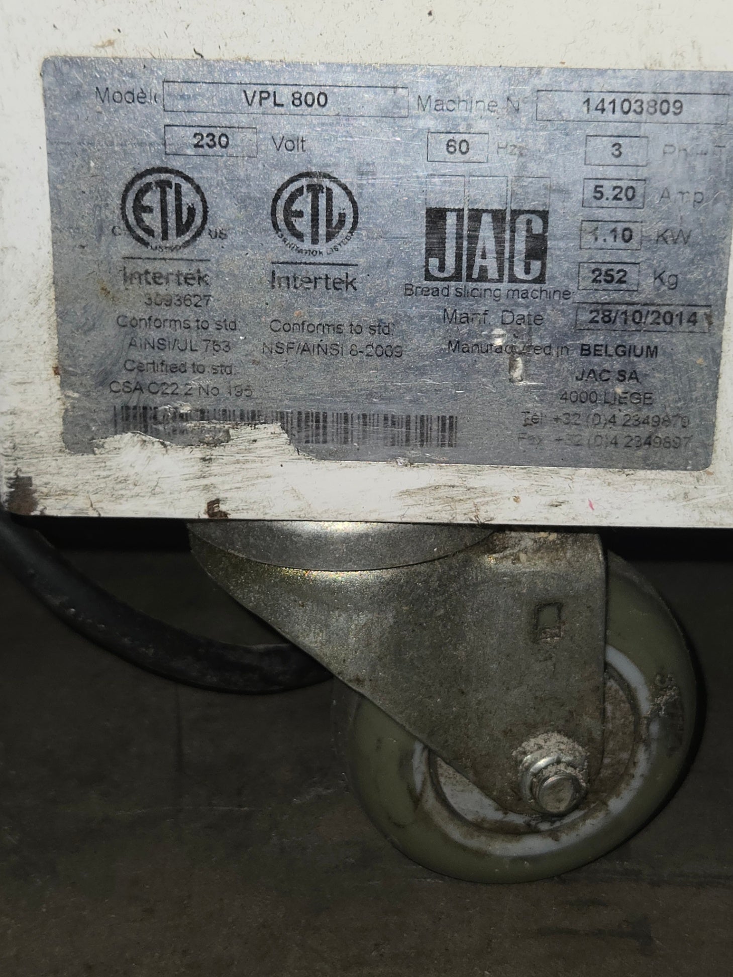 Varia Pro VPL 800 Commercial Bread Slicer