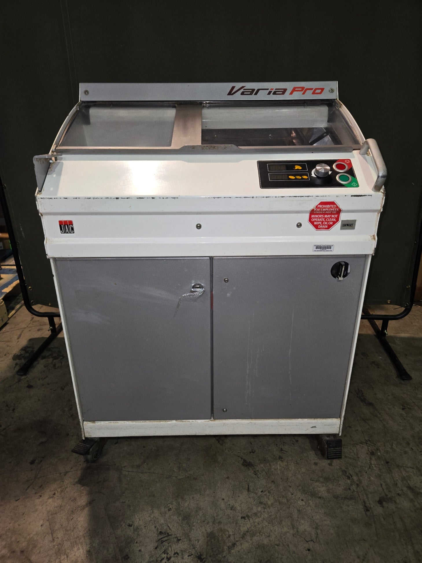 Varia Pro VPL 800 Commercial Bread Slicer